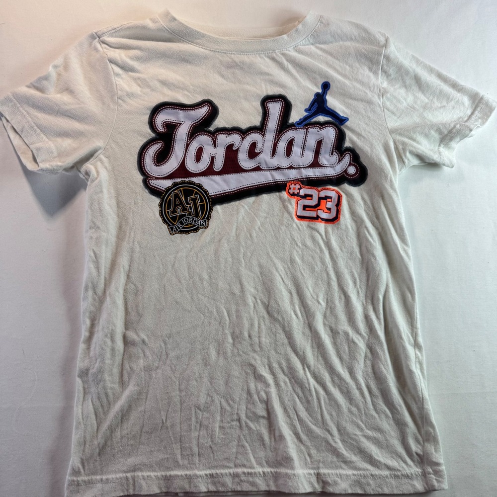 Jordan Boys White Varsity Script Graphic T-Shirt Jumpman Size M 10-12